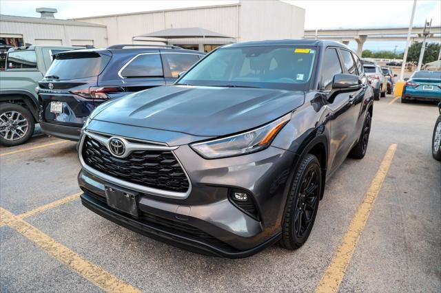 2023 Toyota Highlander LE