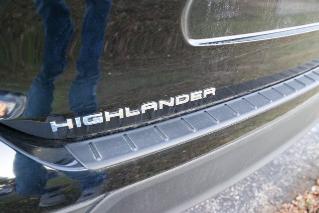 2025 Toyota HIGHLANDER XLE