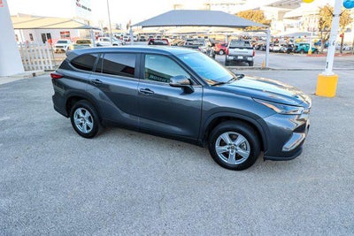 2023 Toyota HIGHLANDER LE