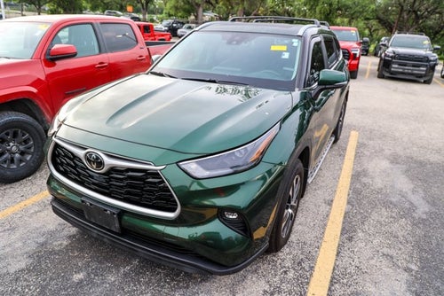 2023 Toyota Highlander XLE