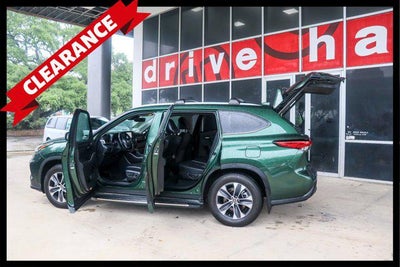 2023 Toyota Highlander XLE