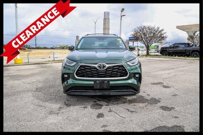 2023 Toyota Highlander XLE