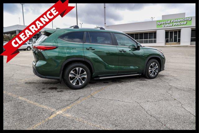 2023 Toyota Highlander XLE