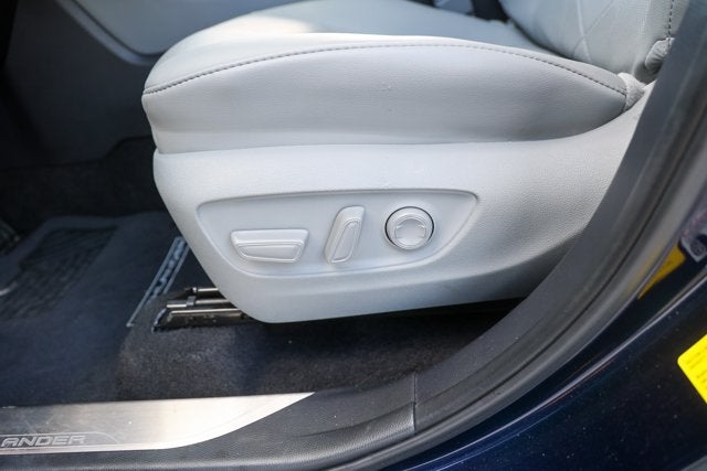2024 Toyota Highlander Platinum