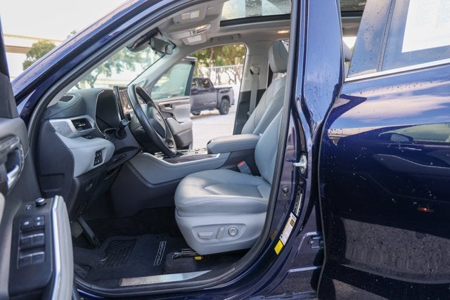 2024 Toyota Highlander Platinum