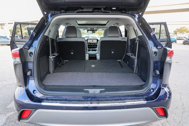 2024 Toyota Highlander Platinum