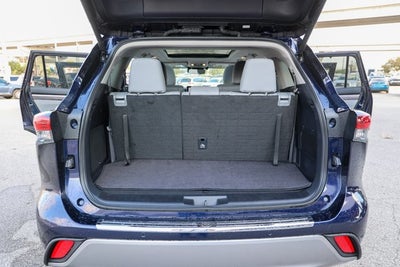 2024 Toyota Highlander Platinum