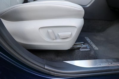 2024 Toyota Highlander Platinum