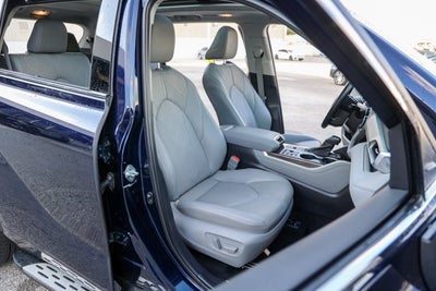 2024 Toyota Highlander Platinum