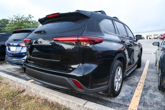 2025 Toyota Highlander LE
