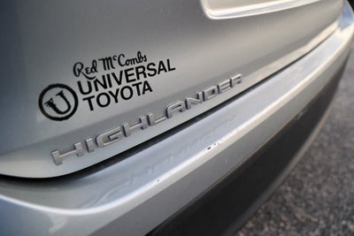 2023 Toyota Highlander LE