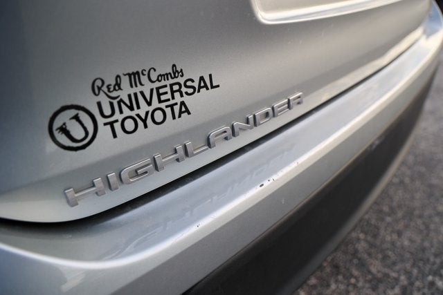 2023 Toyota Highlander LE