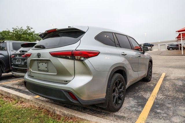2023 Toyota Highlander LE