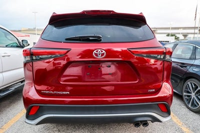 2023 Toyota Highlander XSE