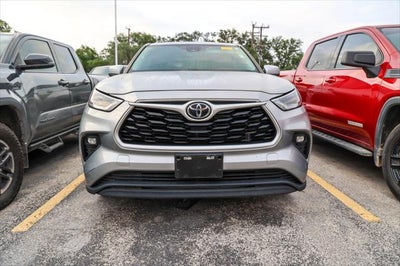 2023 Toyota Highlander LE