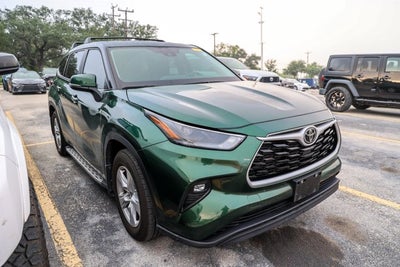2025 Toyota Highlander LE