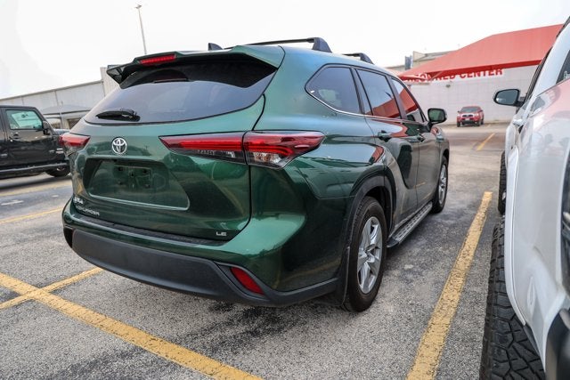 2025 Toyota Highlander LE