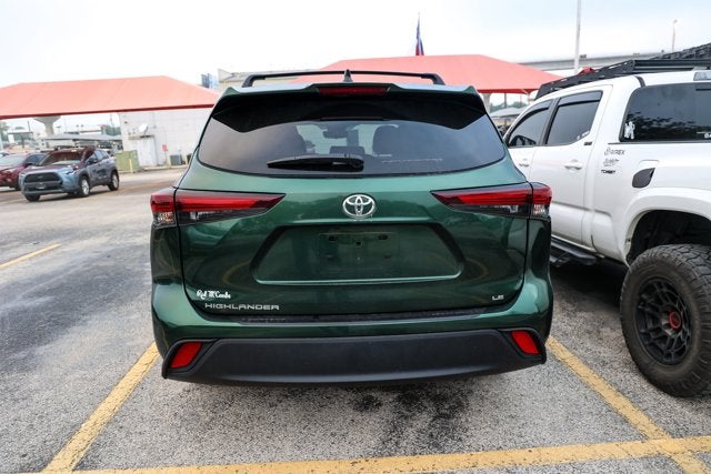 2025 Toyota Highlander LE