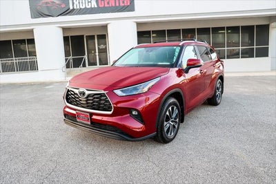 2026 Toyota Highlander XLE