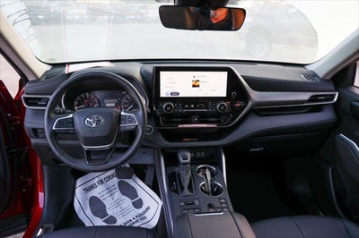 2026 Toyota Highlander XLE