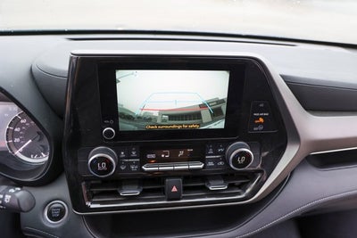 2024 Toyota HIGHLANDER LE