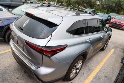 2025 Toyota Highlander Platinum