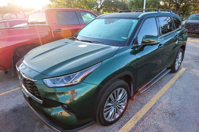 2025 Toyota HIGHLANDER Platinum