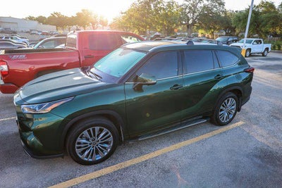 2025 Toyota HIGHLANDER Platinum