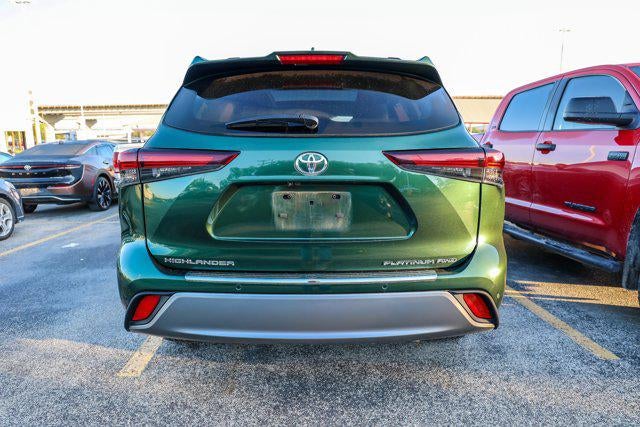 2025 Toyota HIGHLANDER Platinum