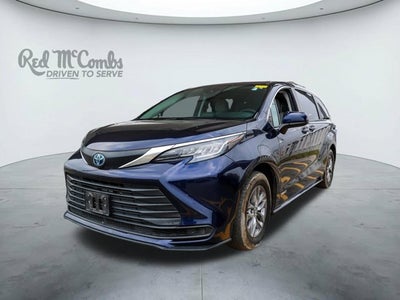 2021 Toyota SIENNA LE LE