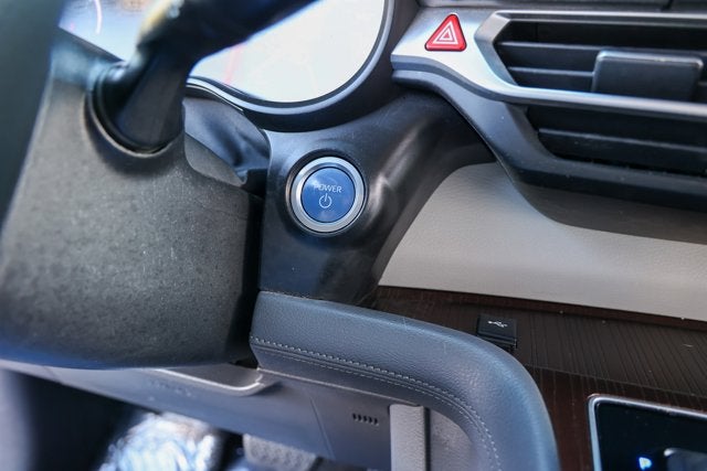 2021 Toyota SIENNA LE LE