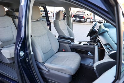 2021 Toyota SIENNA LE LE