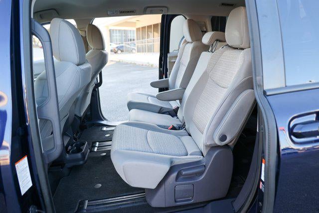 2021 Toyota SIENNA LE LE