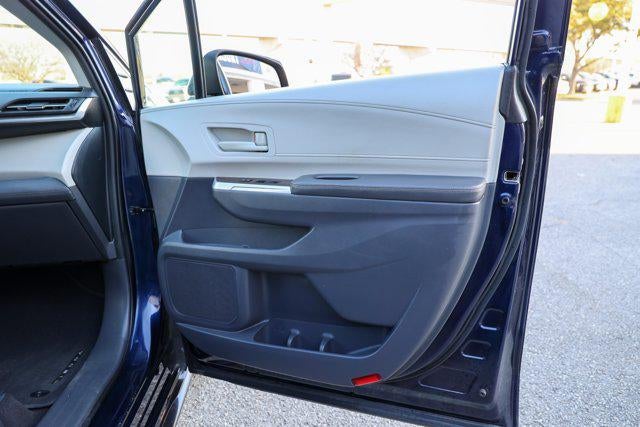 2021 Toyota SIENNA LE LE