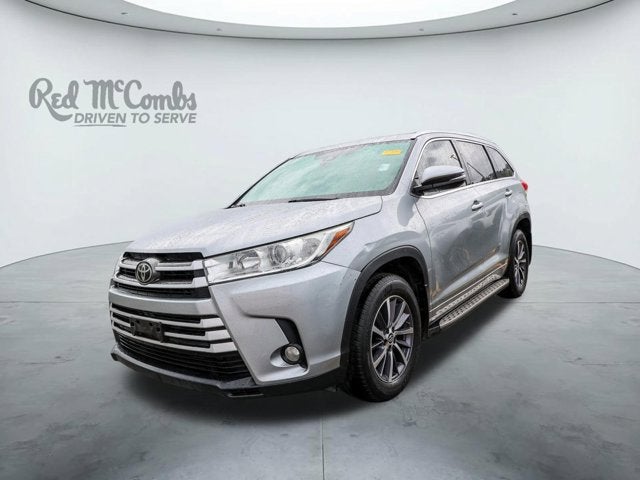 2017 Toyota Highlander SE