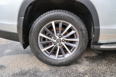 2017 Toyota Highlander SE
