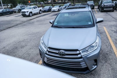 2018 Toyota Highlander SE