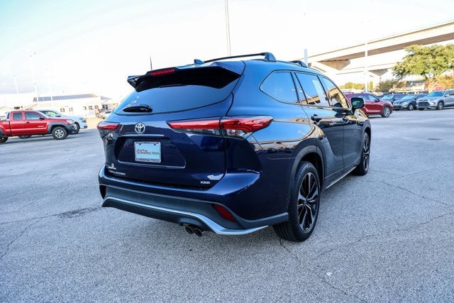 2022 Toyota Highlander XSE