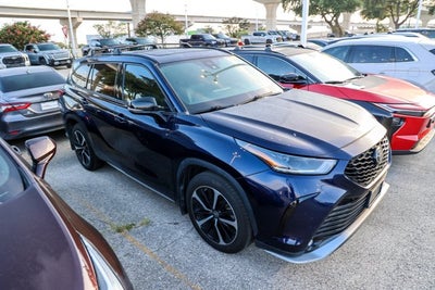 2022 Toyota Highlander XSE
