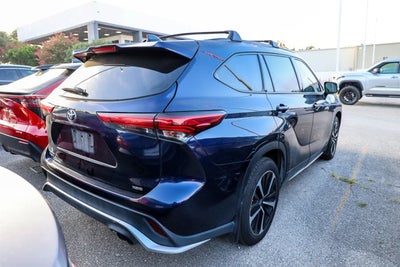 2022 Toyota Highlander XSE
