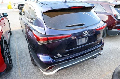 2022 Toyota Highlander XSE