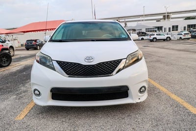 2014 Toyota Sienna SE