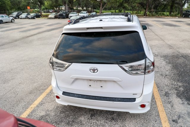 2014 Toyota Sienna SE