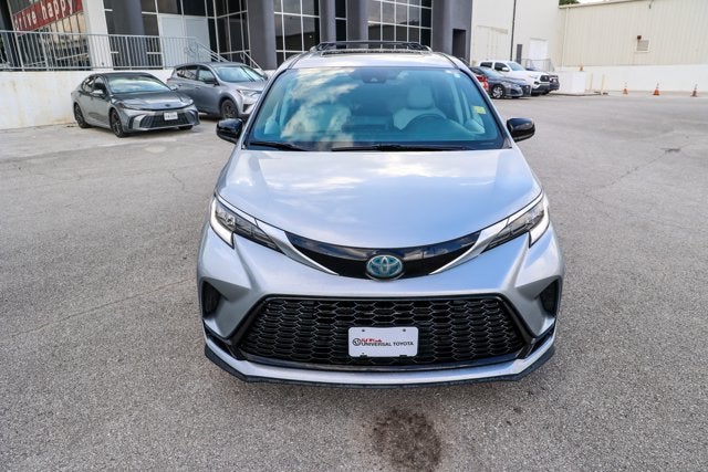2021 Toyota Sienna XSE