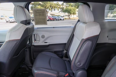 2021 Toyota Sienna XSE