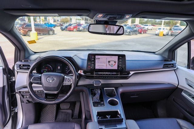 2021 Toyota Sienna XSE