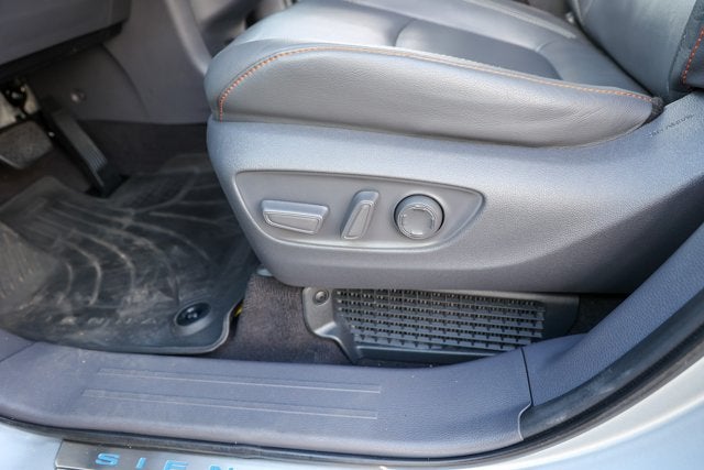 2021 Toyota Sienna XSE