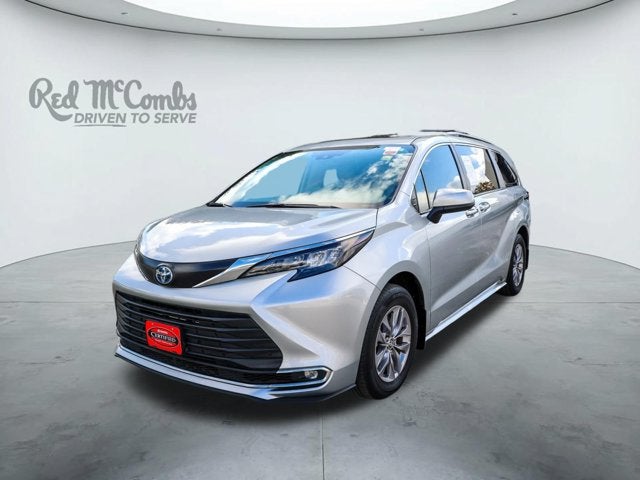 2024 Toyota Sienna XLE