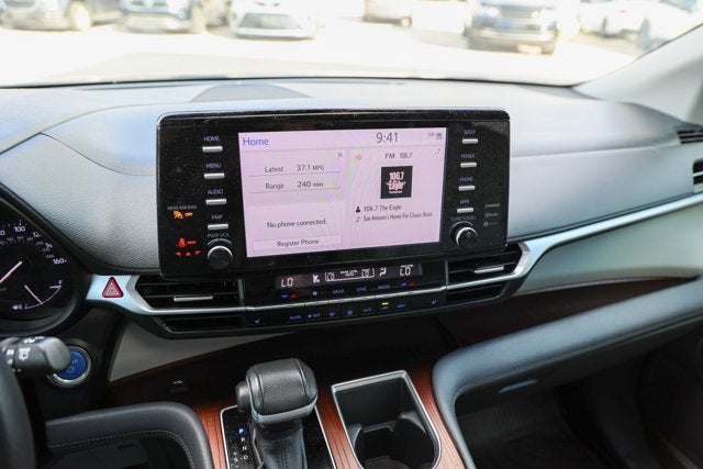 2024 Toyota Sienna XLE