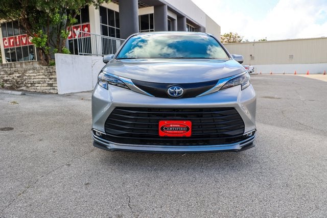 2024 Toyota Sienna XLE